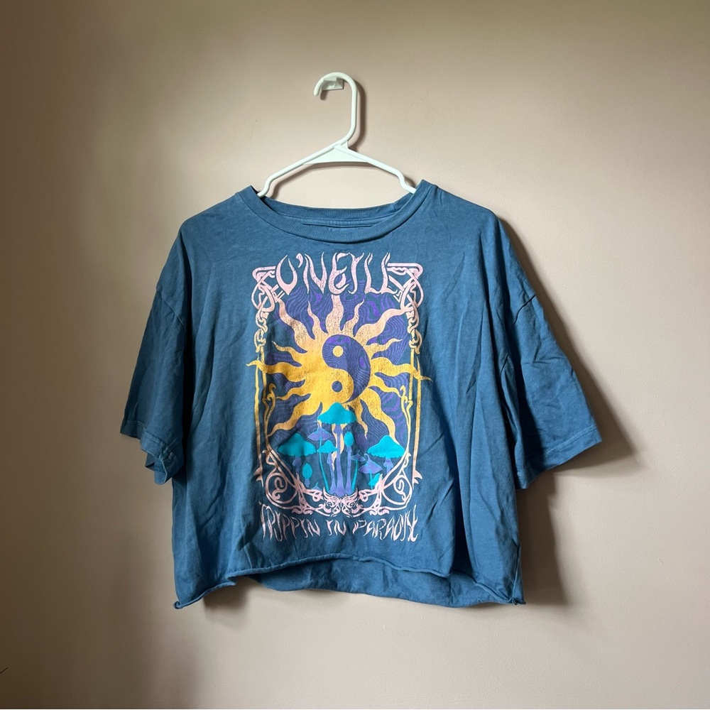 Tilly’s O’Neill Shortsleeve Cropped Blue Graphic Tee